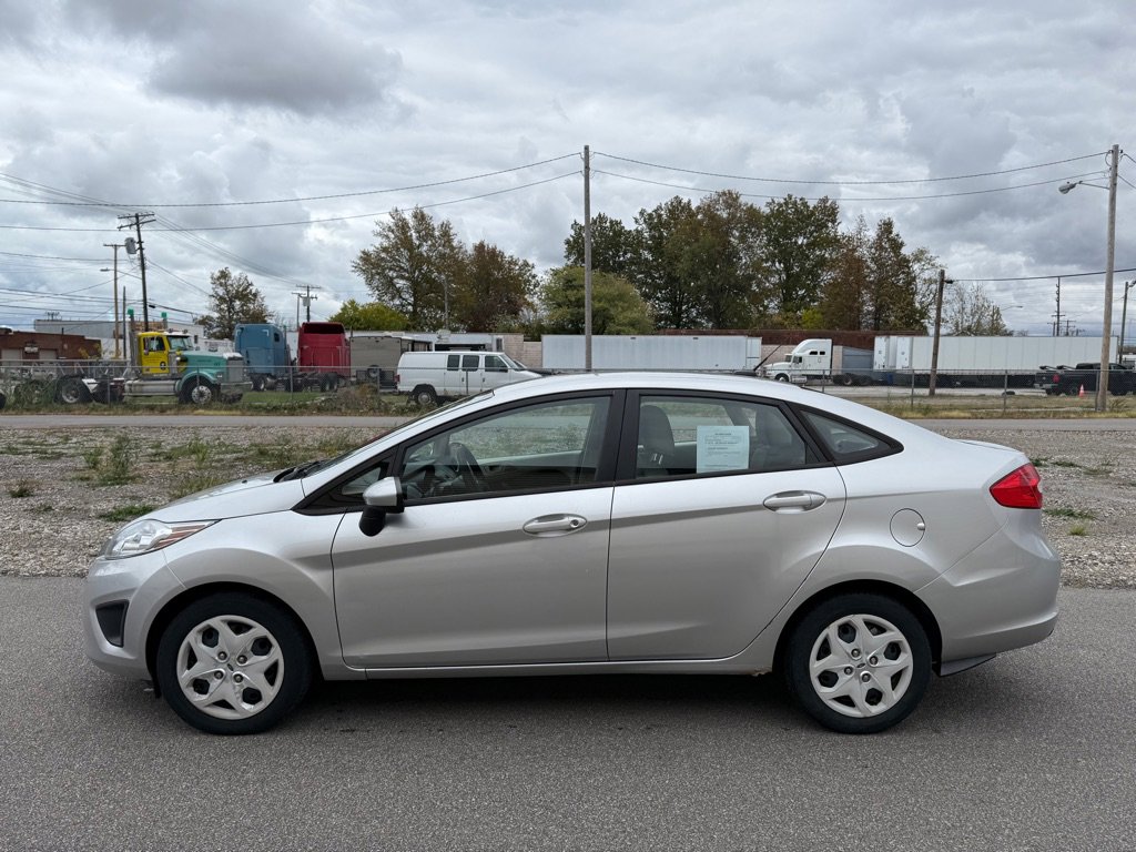 Used 2012 Ford Fiesta S image 6