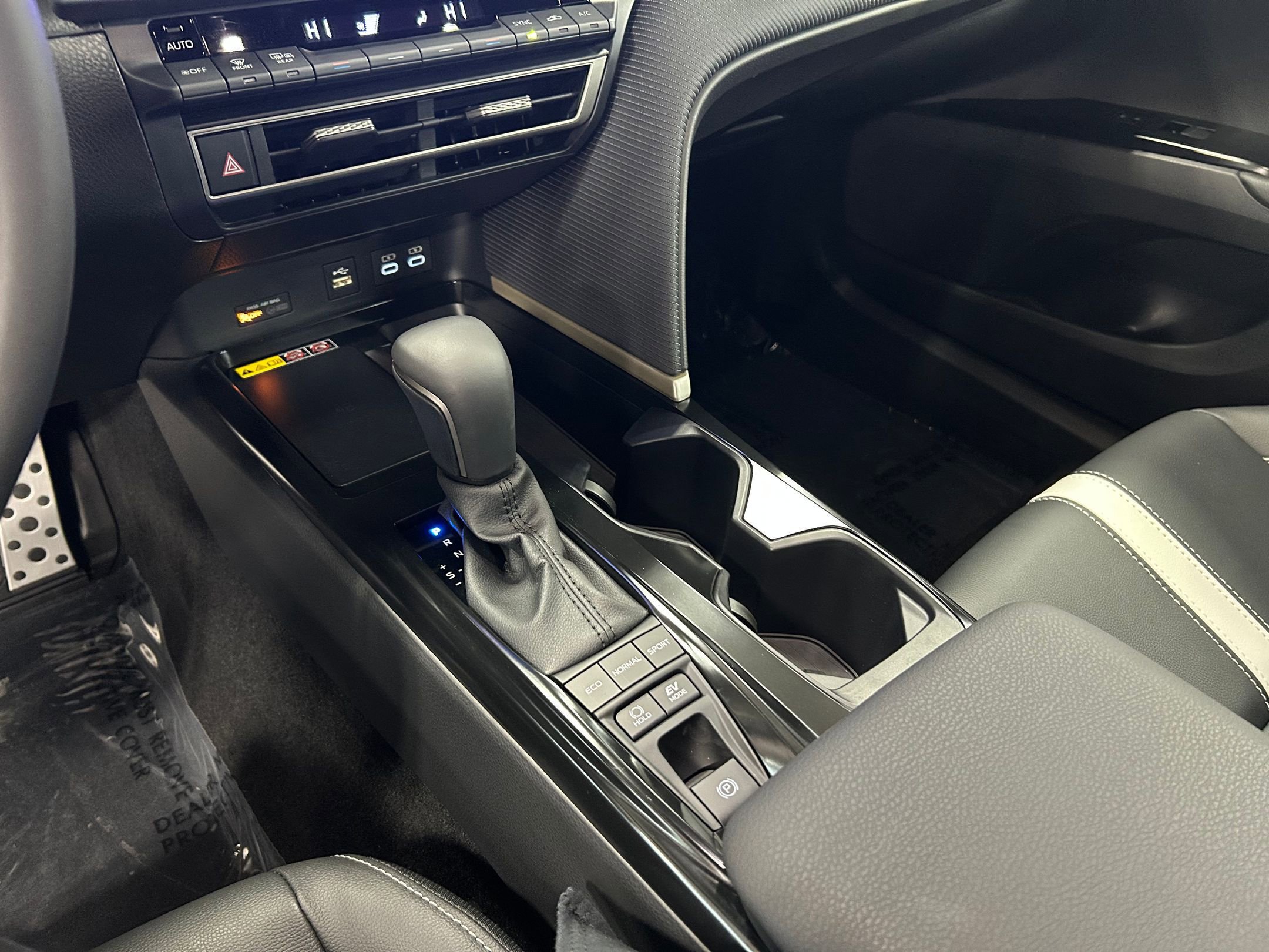 Certified 2026 Toyota Camry SE w/ Convenience Package image 18