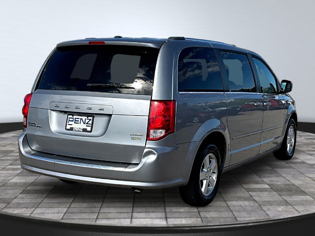 Used 2013 Dodge Grand Caravan Crew FWD image 7