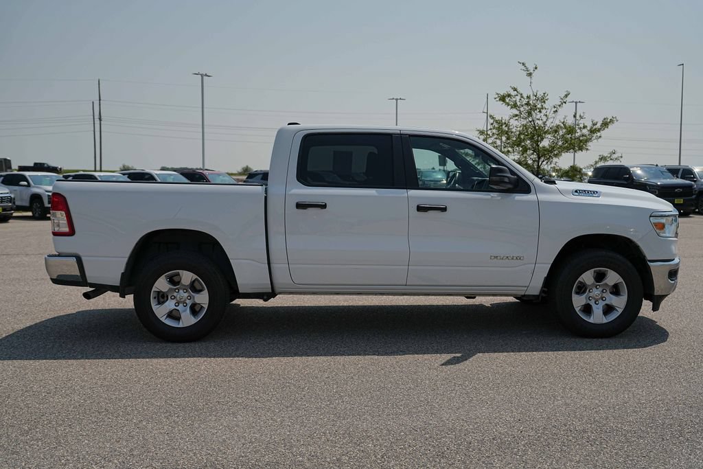 Used 2024 RAM 1500 Big Horn AWD/4WD image 5