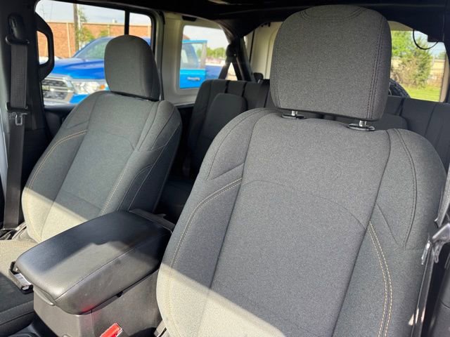Used 2024 Jeep Wrangler Unlimited AWD/4WD image 11