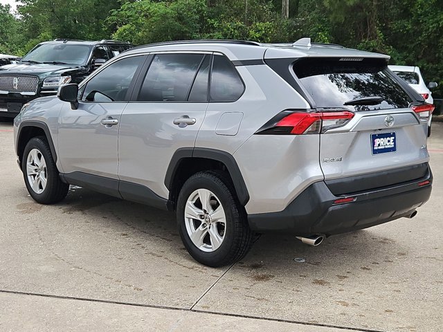 Used 2021 Toyota RAV4 XLE image 8