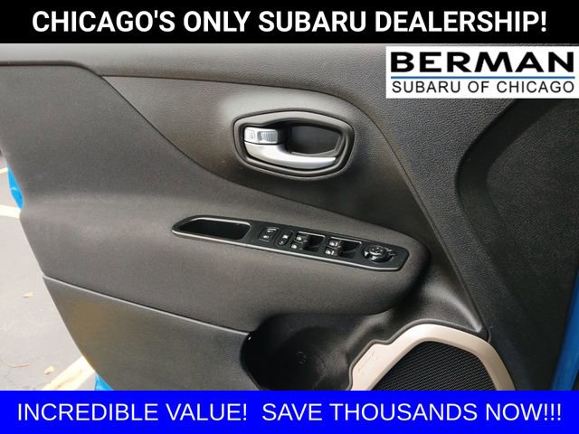 Used 2015 Jeep Renegade Latitude w/ Popular Equipment Group image 18