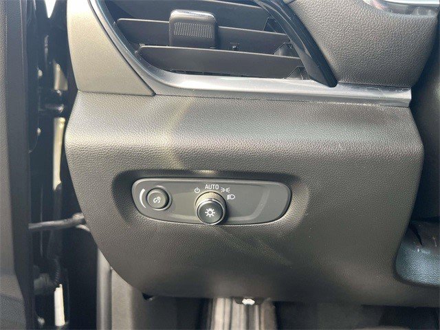 Certified 2023 Chevrolet Traverse LT image 24