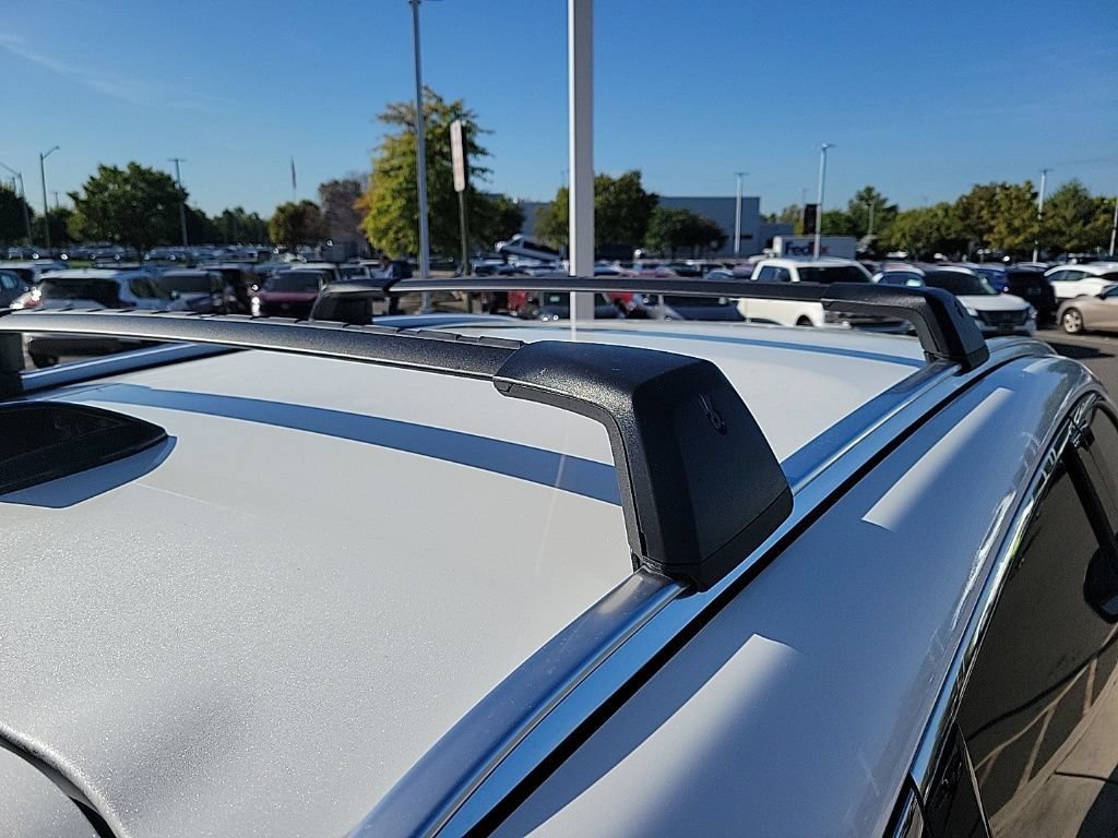 New 2026 Nissan Kicks SR w/ Cold Weather Package AWD/4WD image 12