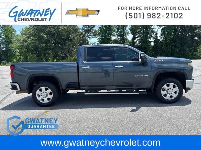 Used 2020 Chevrolet Silverado 2500 LTZ w/ Z71 Off-Road Package AWD/4WD image 4