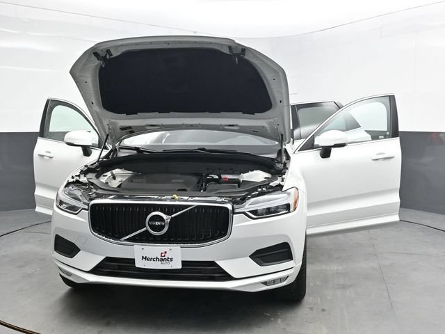 Used 2021 Volvo XC60 T6 Momentum AWD/4WD image 55