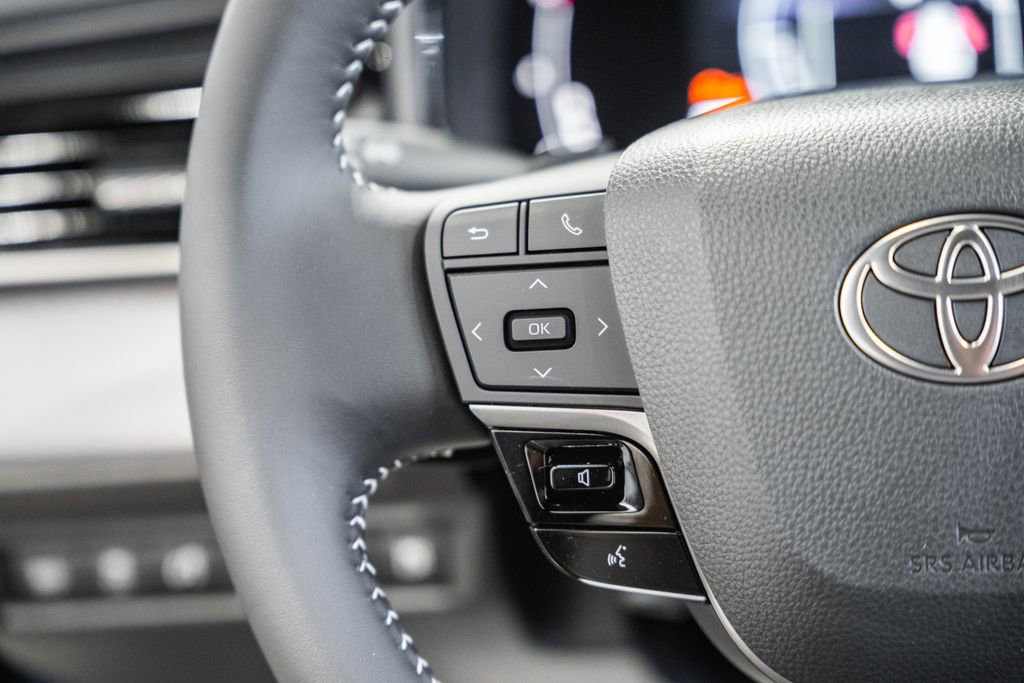 New 2026 Toyota Camry SE image 27