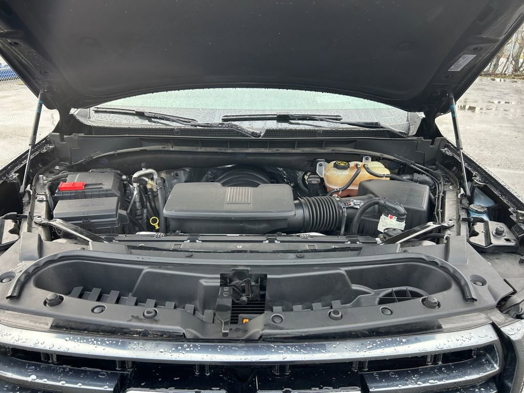 Used 2022 GMC Yukon AT4 w/ Technology Package image 29