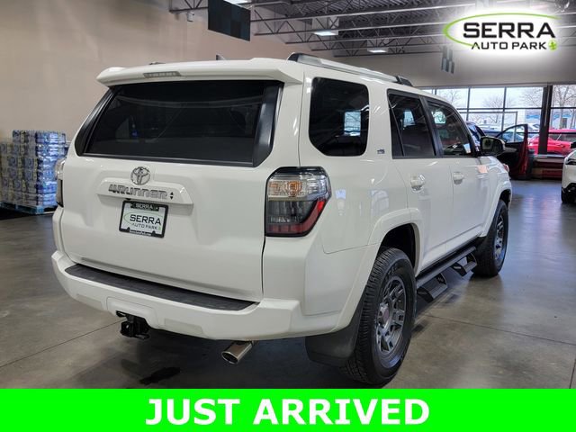 Used 2020 Toyota 4Runner SR5 Premium w/ Moonroof Package AWD/4WD image 5