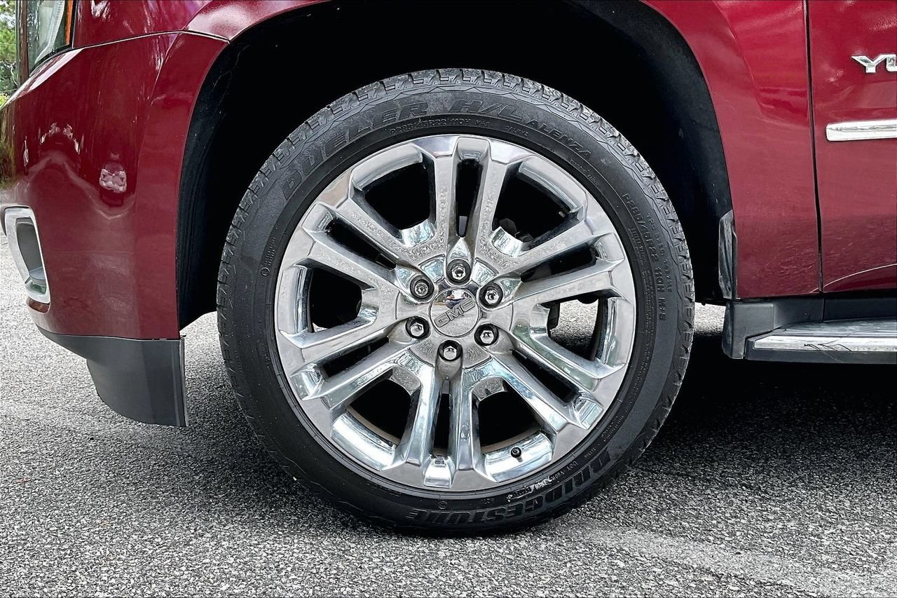 Used 2017 GMC Yukon SLT w/ Premium Edition RWD image 32