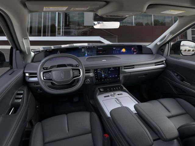 New 2025 Lincoln Navigator Reserve image 9