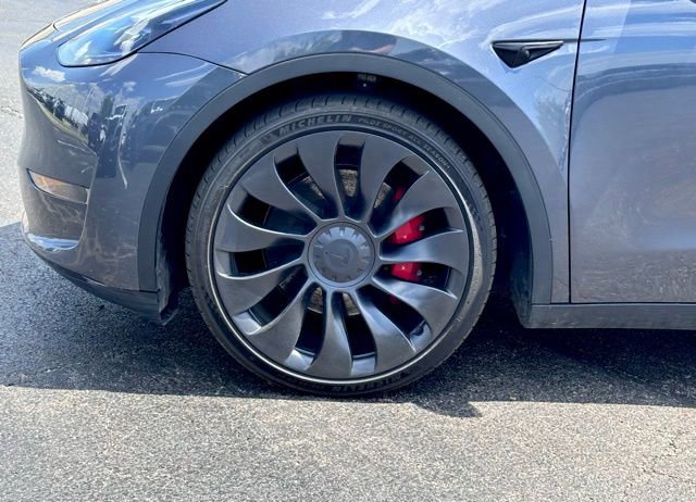 Used 2023 Tesla Model Y Performance AWD/4WD image 6