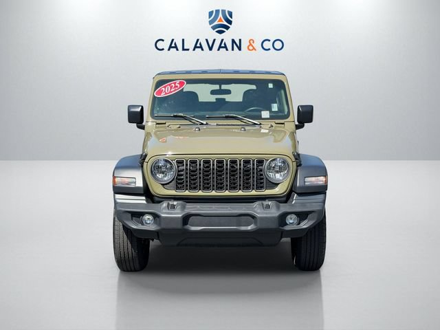 Used 2025 Jeep Wrangler Sport AWD/4WD image 2