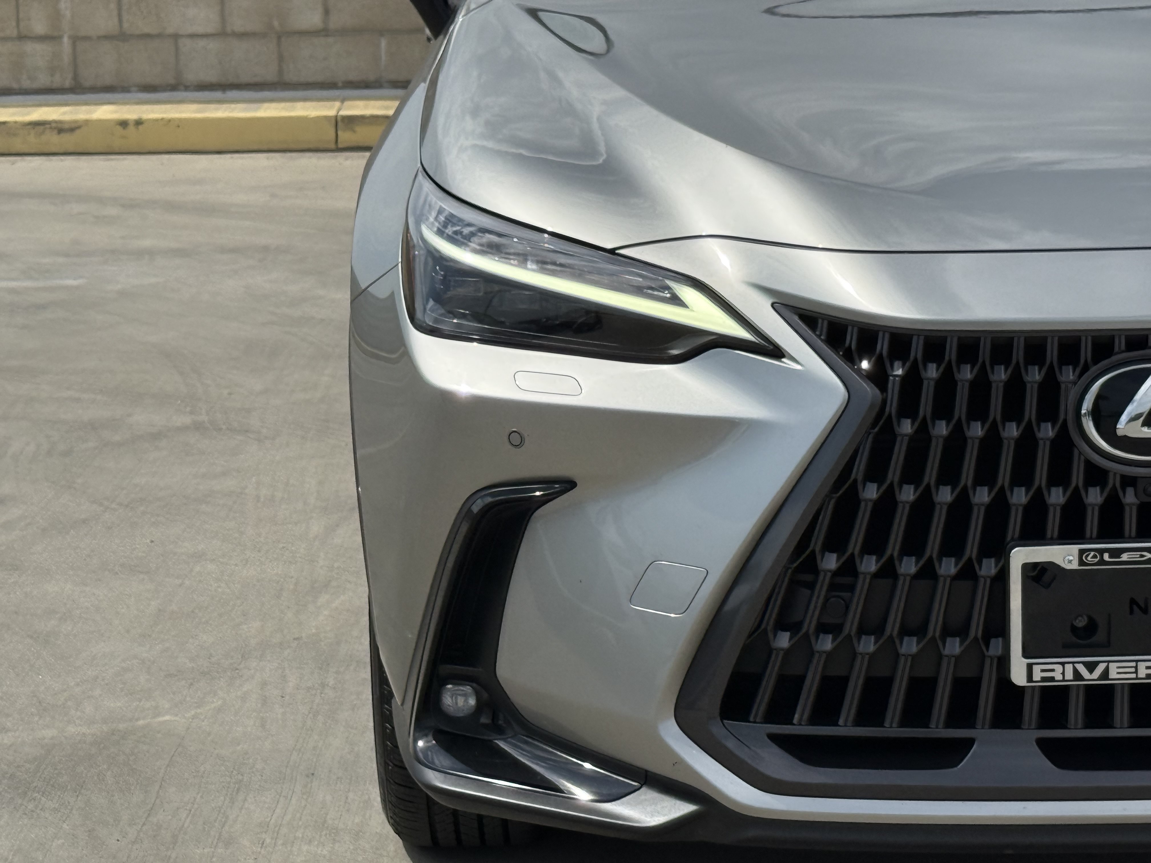 Certified 2025 Lexus NX 350h AWD w/ Accessory Package (2T) image 7