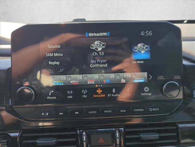 Used 2025 Nissan Pathfinder SL w/ SL Premium Package FWD image 13