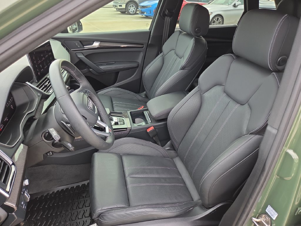 Used 2023 Audi SQ5 Prestige w/ Prestige Package AWD/4WD image 16