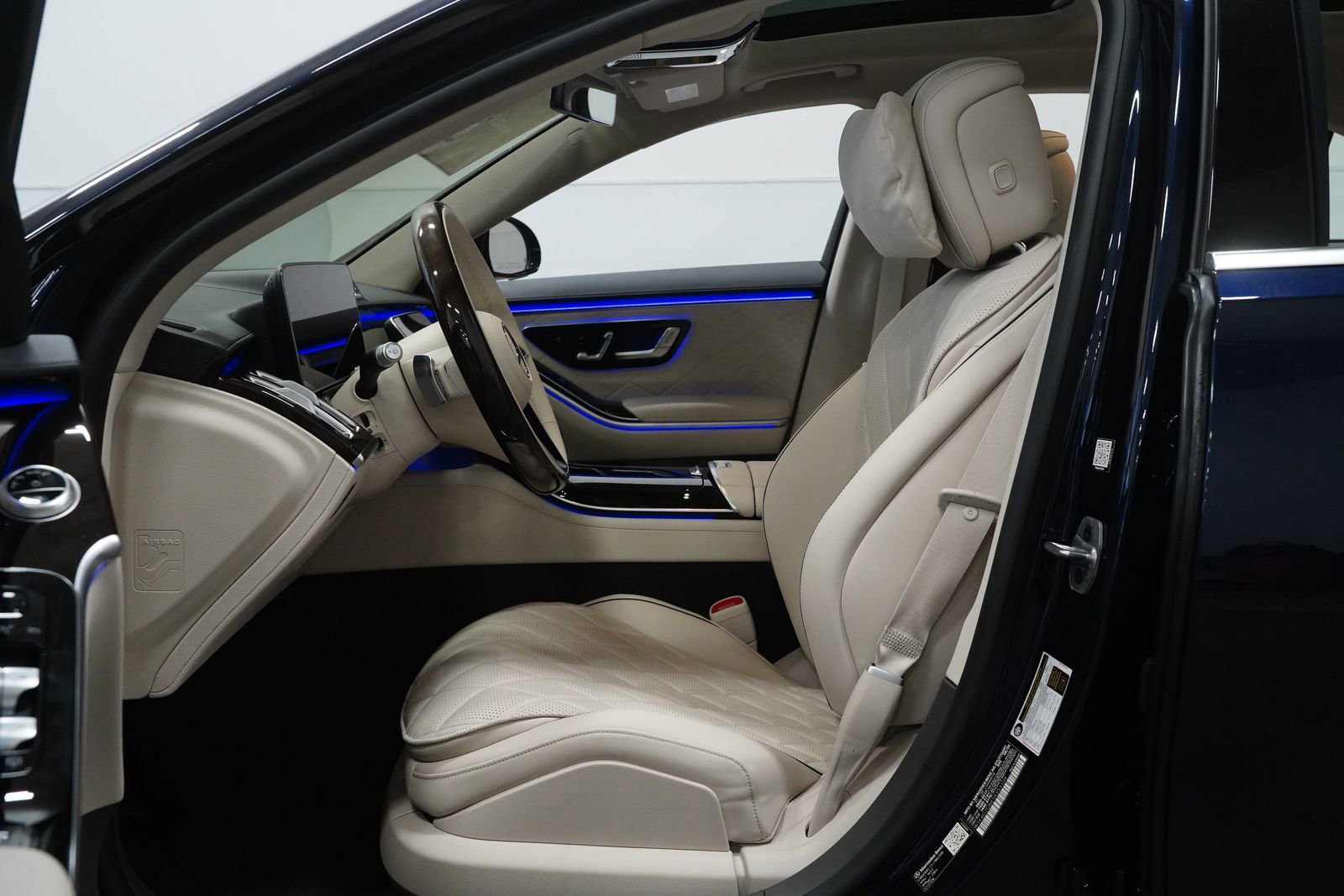 New 2026 Mercedes-Benz S 580 4MATIC Sedan image 2