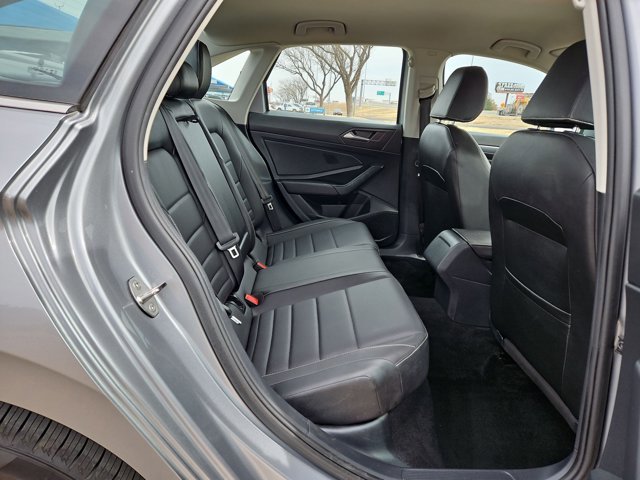 Used 2024 Volkswagen Jetta SE image 18
