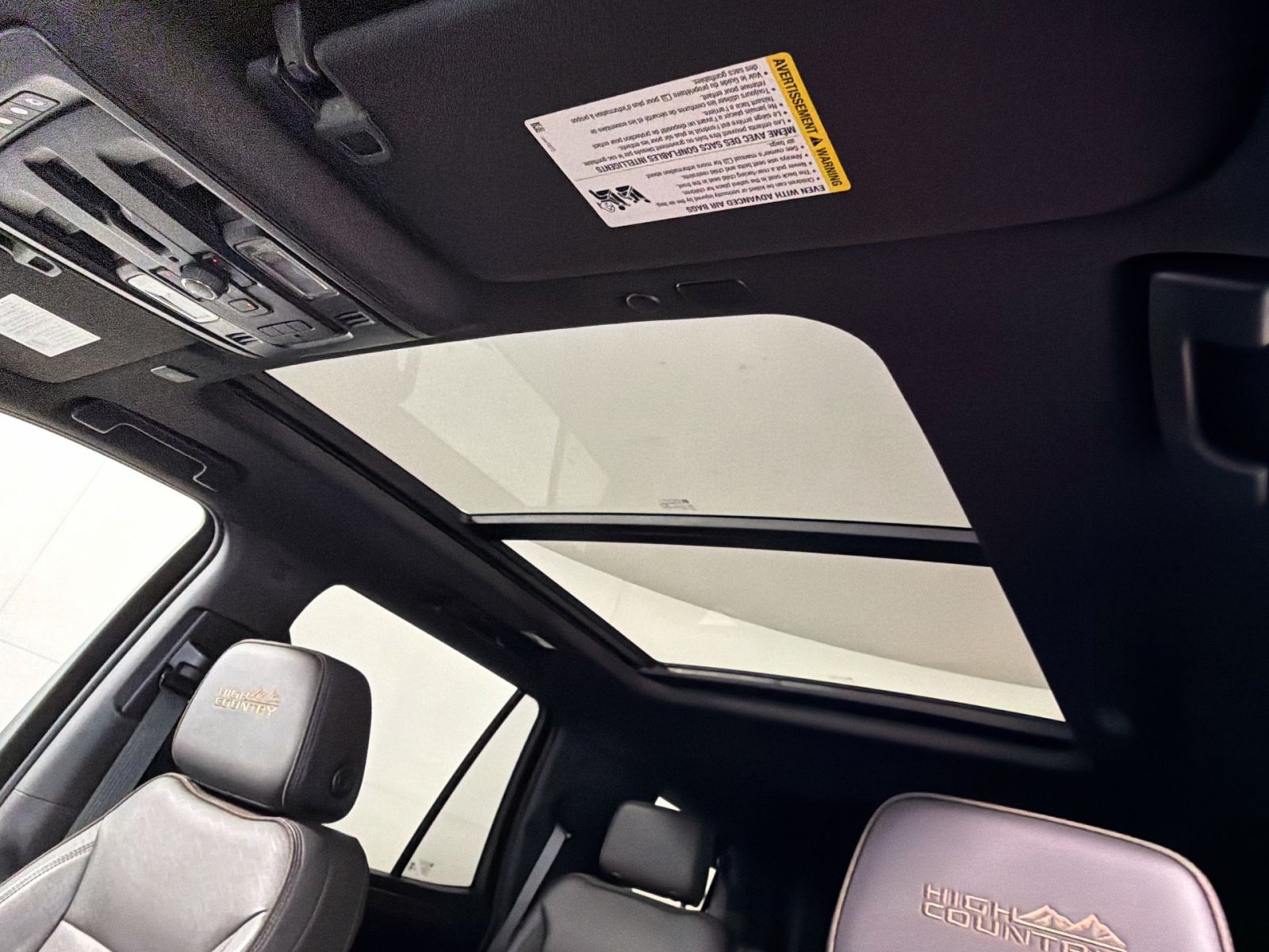 Used 2023 Chevrolet Tahoe High Country AWD/4WD image 24