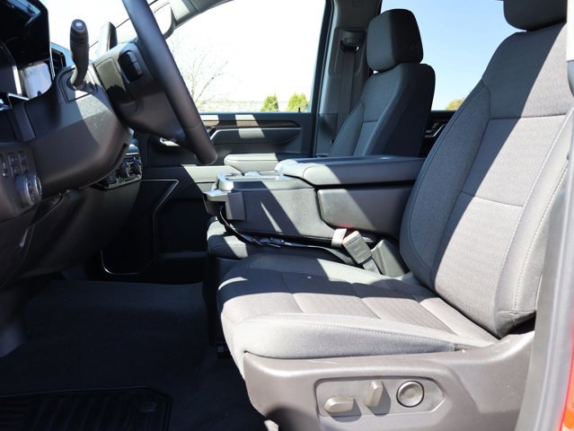 Used 2025 Chevrolet Silverado 2500 LT w/ Safety Package AWD/4WD image 22