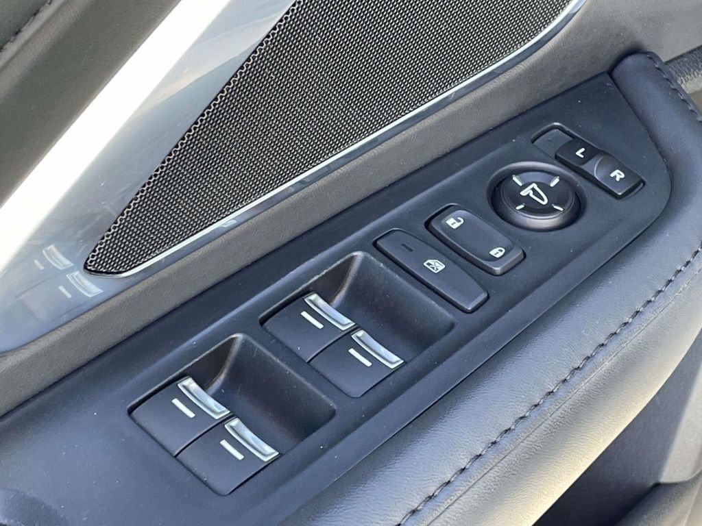 Used 2021 Acura RDX Base image 15