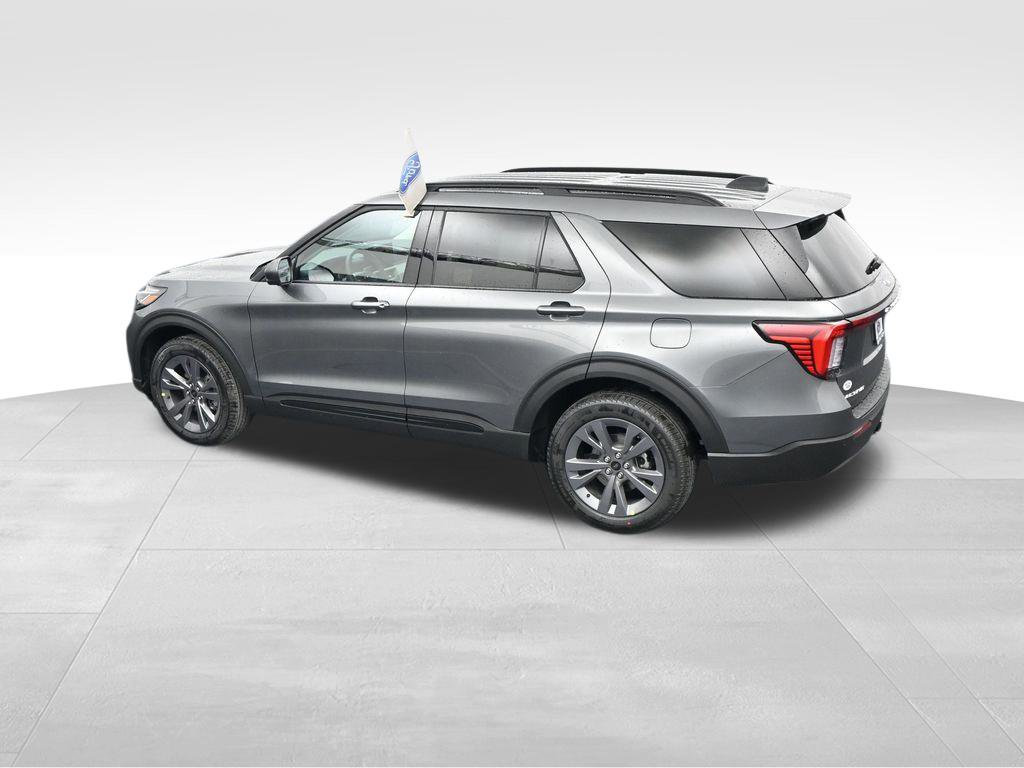 New 2026 Ford Explorer Active image 43