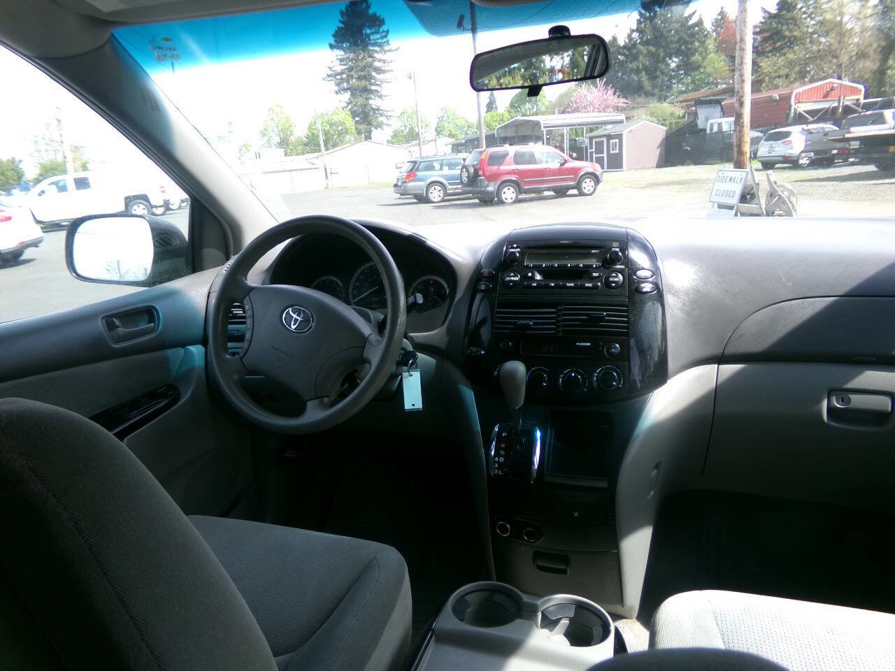 Used 2005 Toyota Sienna LE FWD image 8