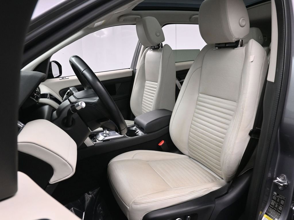 Used 2022 Land Rover Discovery Sport S image 12