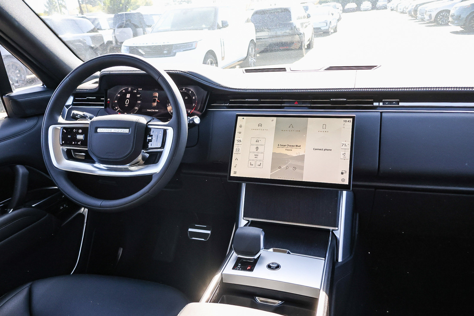 New 2026 Land Rover Range Rover Long Wheelbase SE AWD/4WD image 18