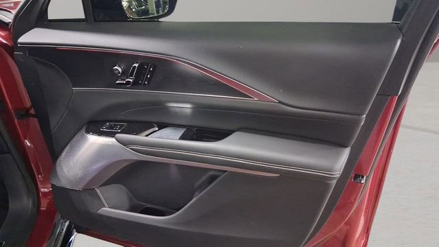 Used 2026 Cadillac Lyriq V image 18