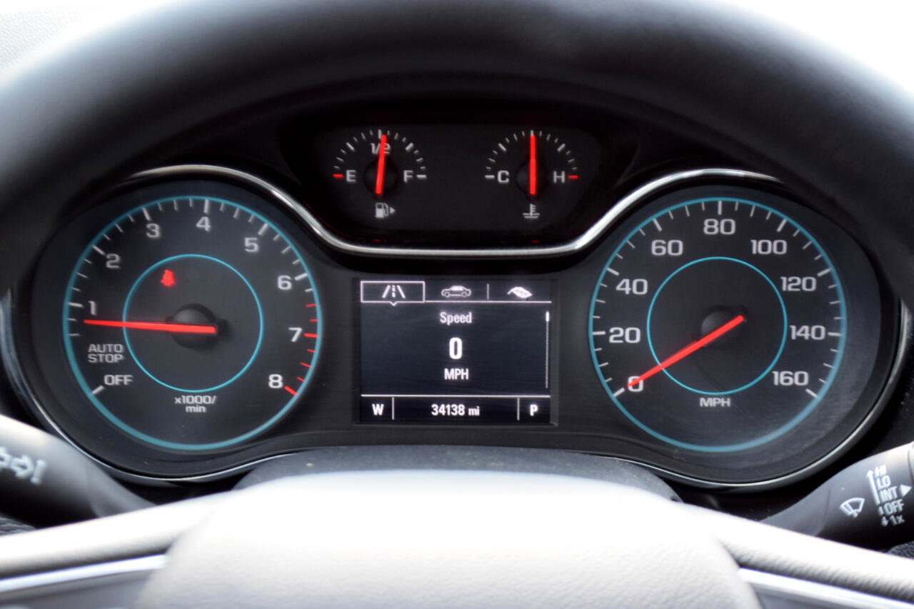 Used 2017 Chevrolet Cruze LT image 15