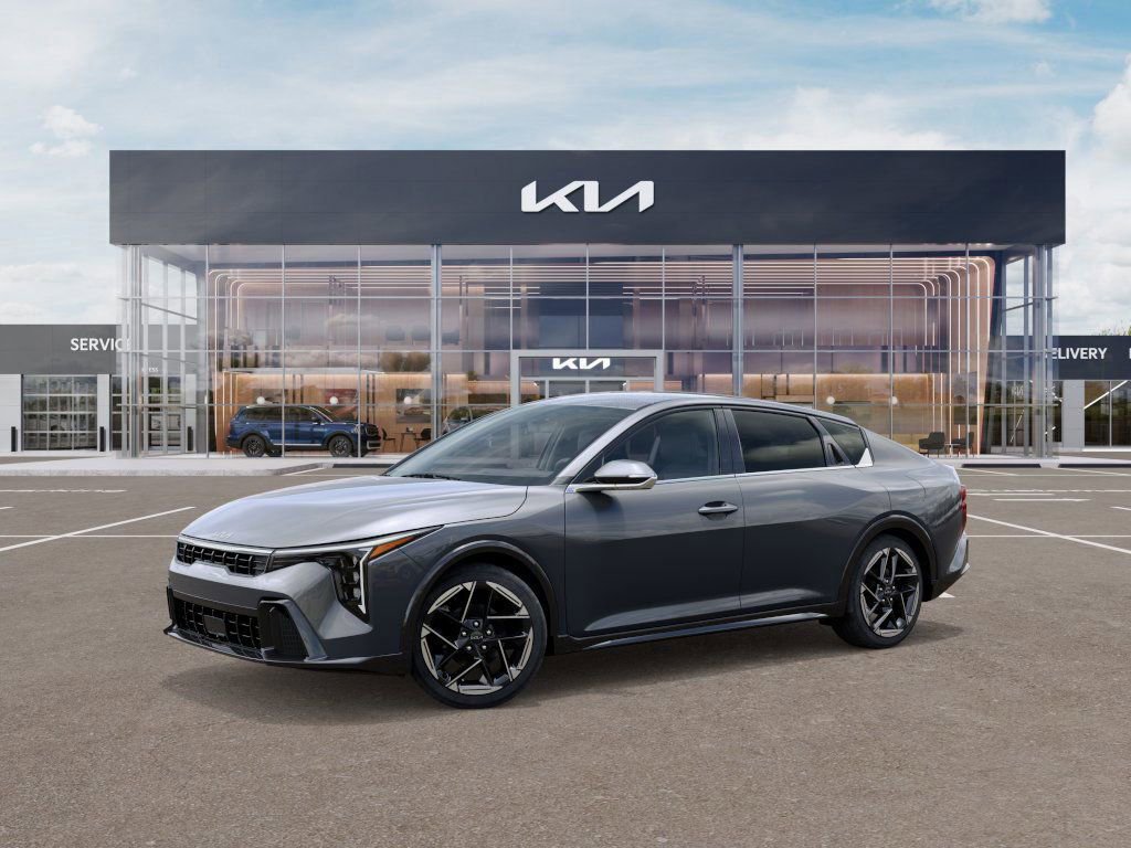 New 2025 Kia K4 GT-Line image 3