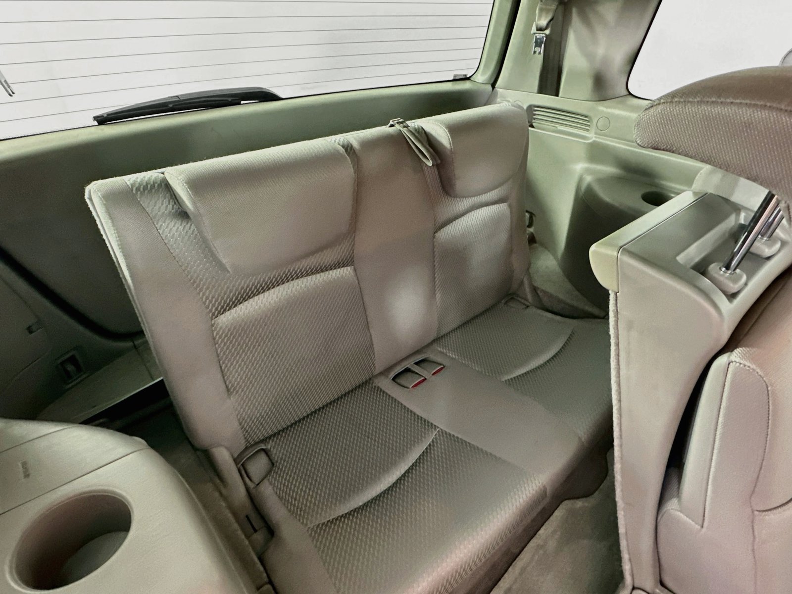 Used 2007 Toyota Highlander 4WD V6 w/ 3rd Row image 24