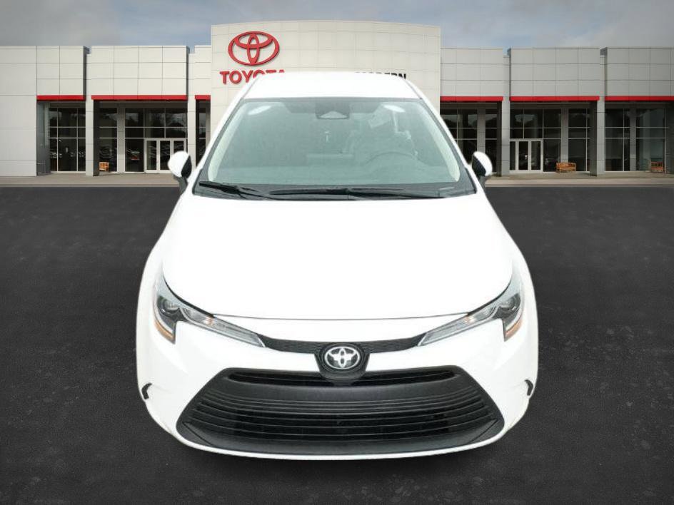 New 2026 Toyota Corolla LE image 2