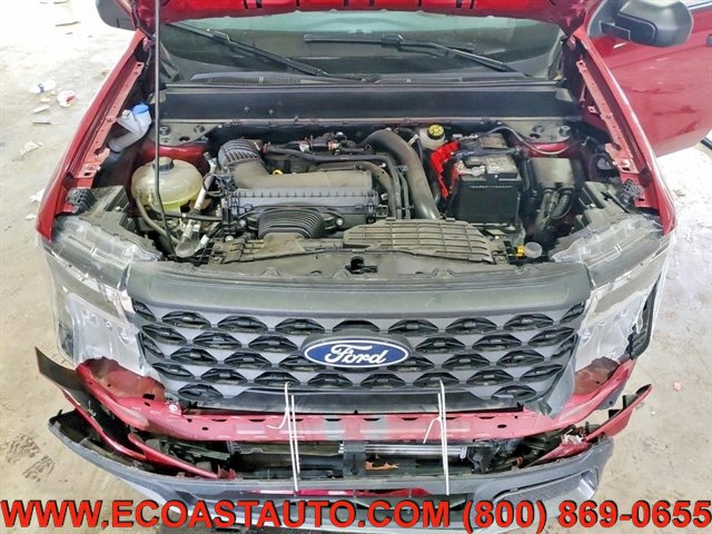 Used 2025 Ford Maverick XLT w/ Equipment Group 302A AWD/4WD image 7