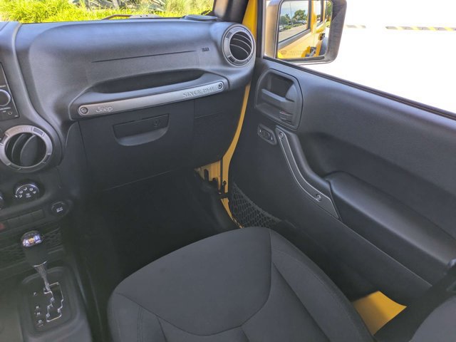 Used 2015 Jeep Wrangler Unlimited Sport w/ Quick Order Package 24S AWD/4WD image 16