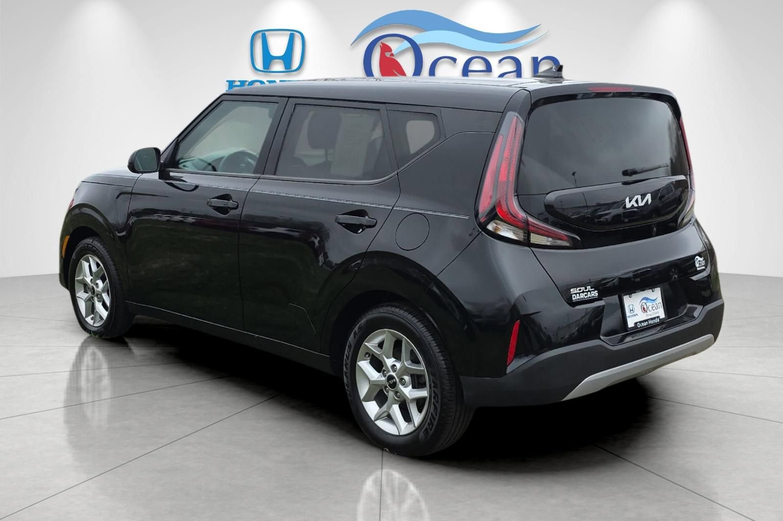 Used 2023 Kia Soul S FWD image 5