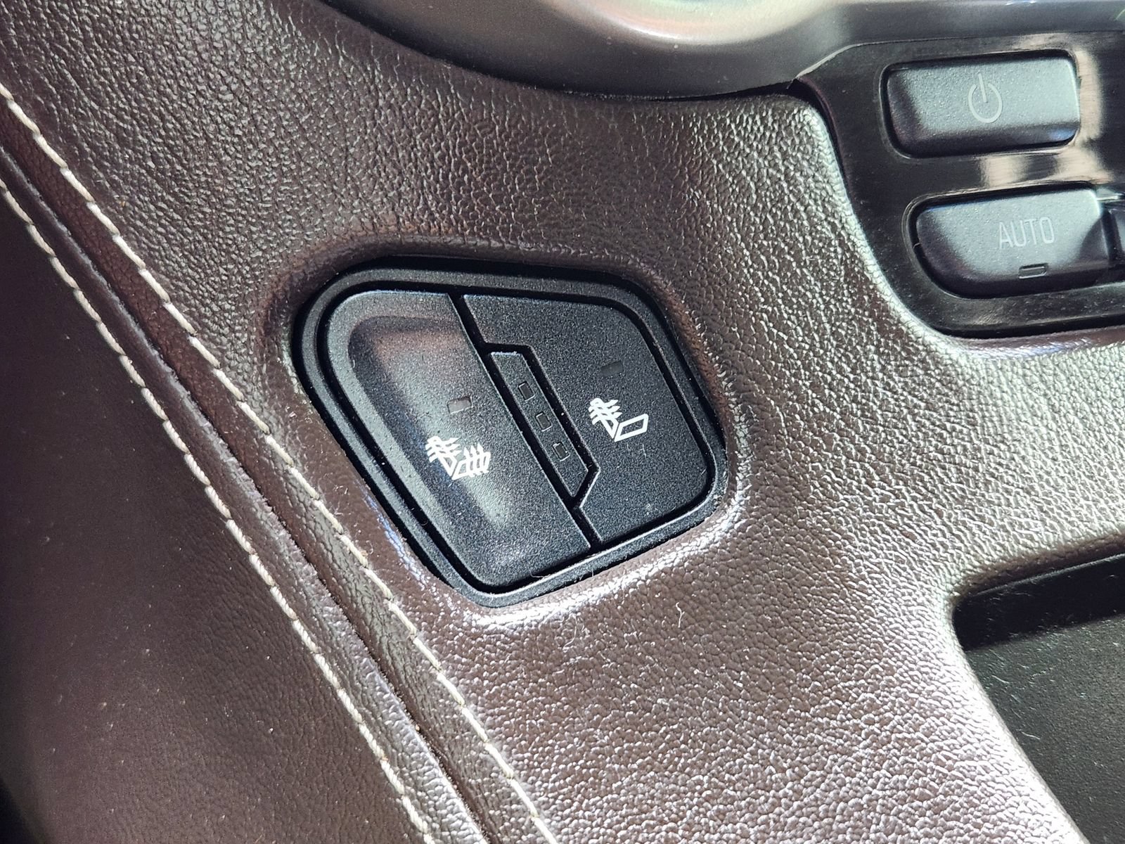 Used 2016 Chevrolet Tahoe LT RWD image 23