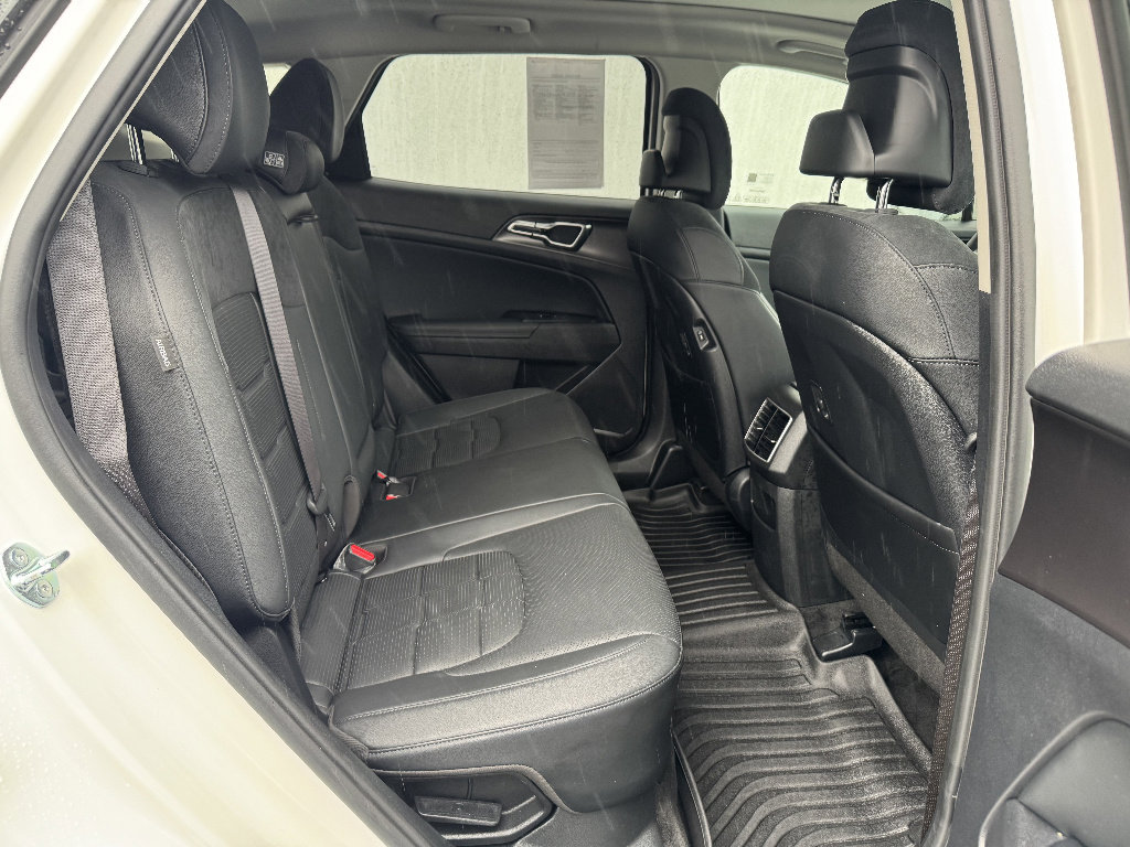 Used 2026 Kia Sportage SX Prestige image 10