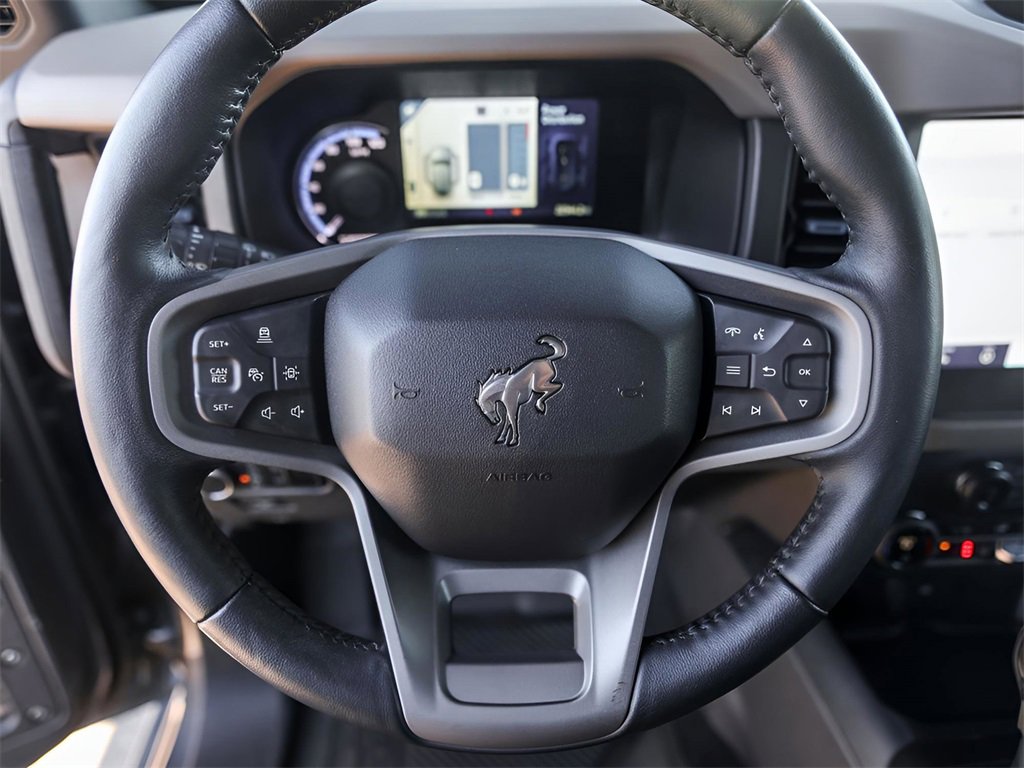 Used 2024 Ford Bronco Wildtrak image 12