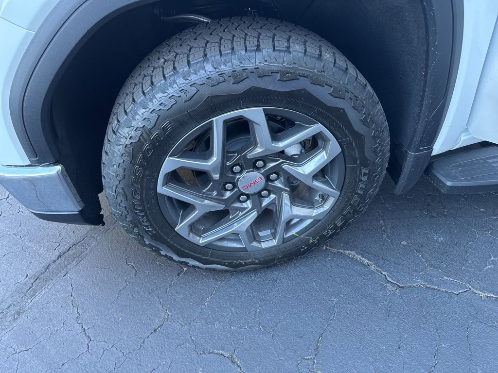 New 2026 GMC Sierra 1500 SLT w/ SLT Premium Plus Package image 14