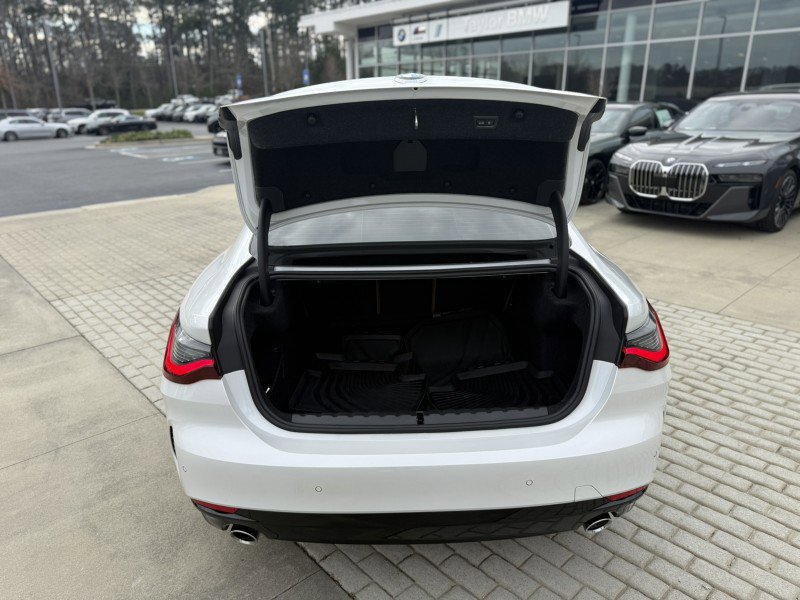 Certified 2025 BMW 430i Coupe w/ Premium Package image 17