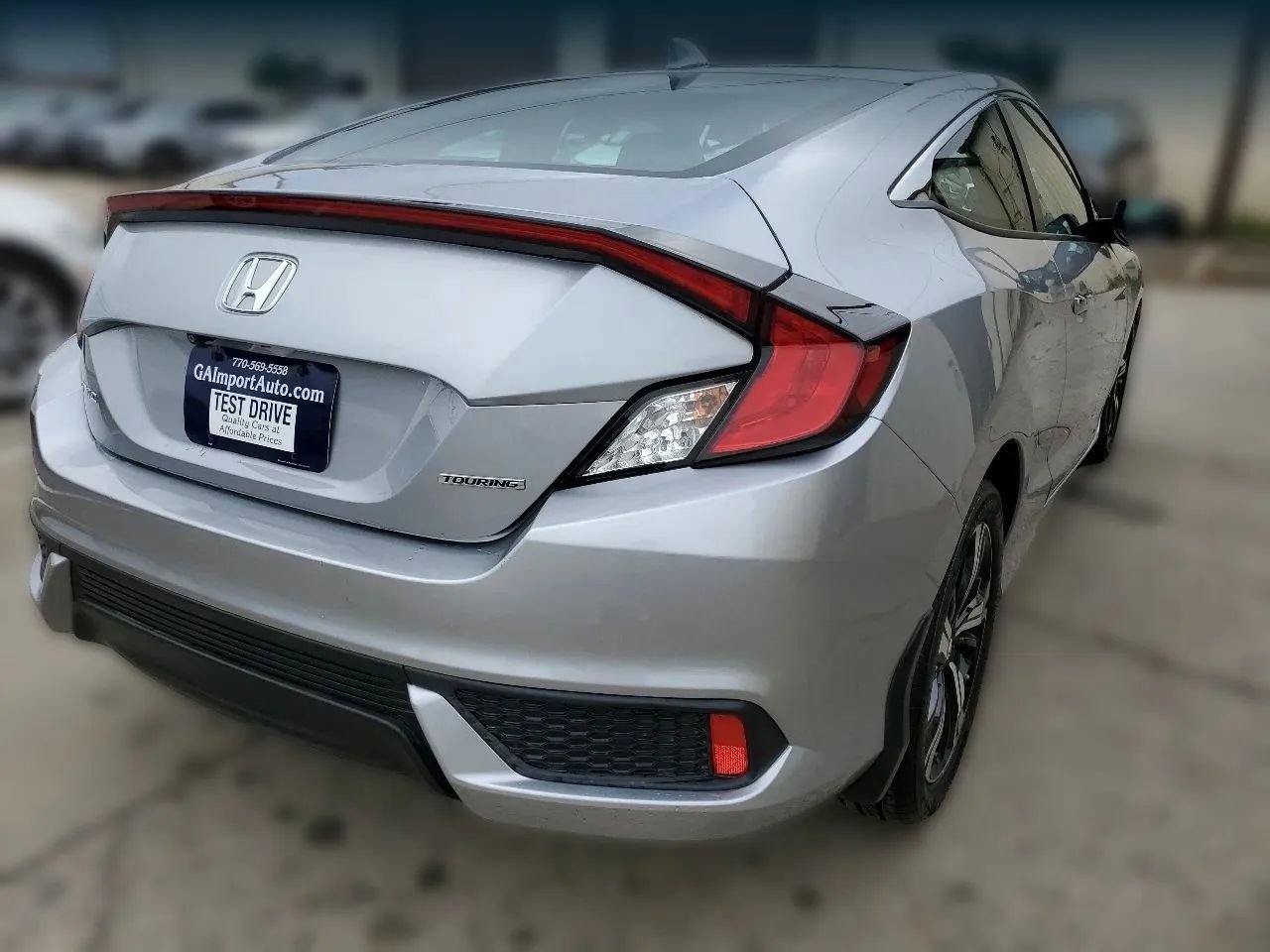 Used 2017 Honda Civic Touring image 9