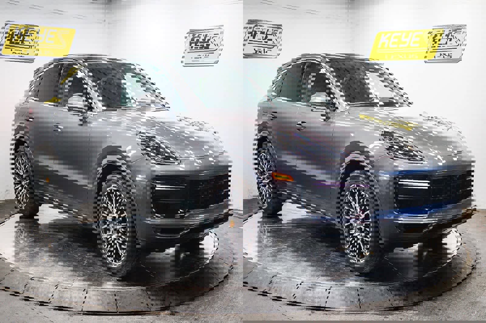 Used 2022 Porsche Cayenne Turbo image 5