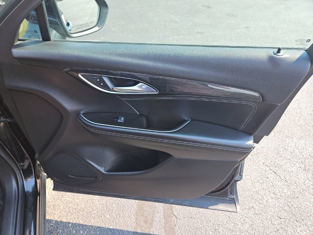 Used 2023 Buick Envision Preferred AWD/4WD image 30
