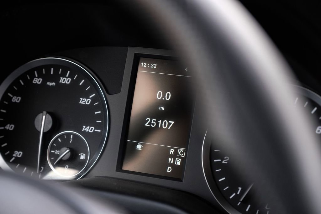 Used 2023 Mercedes-Benz Metris image 17