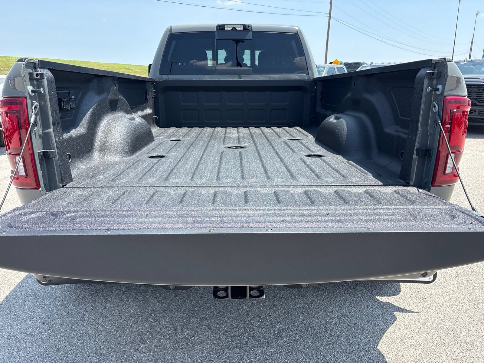 New 2027 RAM 3500 Lone Star AWD/4WD image 32
