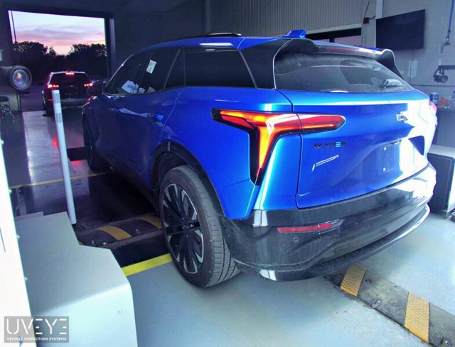 Used 2024 Chevrolet Blazer EV RS AWD/4WD image 13