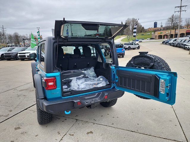 Used 2024 Jeep Wrangler Rubicon w/ Convenience Group image 33